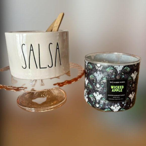 Rae Dunn Salsa and Guac bowls with wooden spoons. - Picture 4 of 7